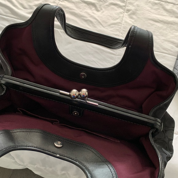 Coach Handbag - Picture 3 of 4